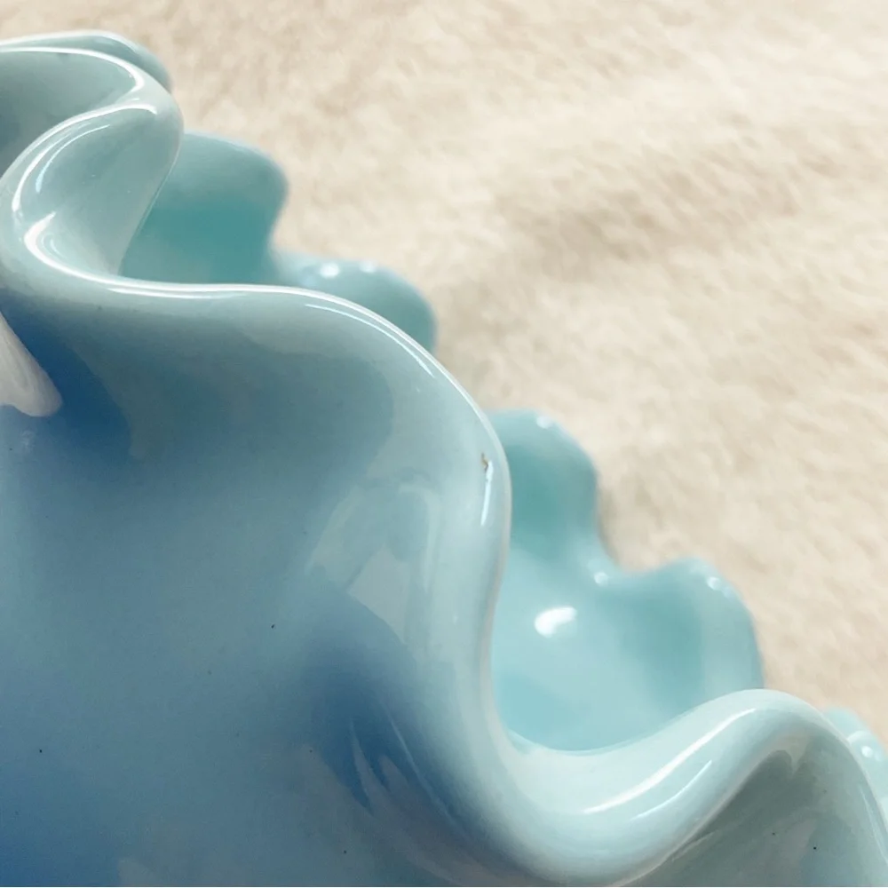 Williams Sonoma Blue Ruffle Pedestal Bowl – Ceramic Candy Dish 5.75”